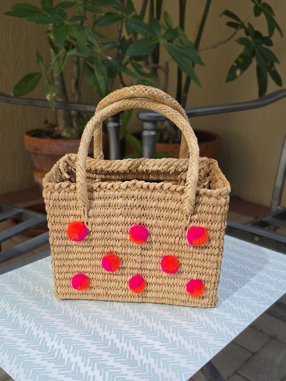 Nannacay Reed Tote with Pink-Orange Pom Poms😍
